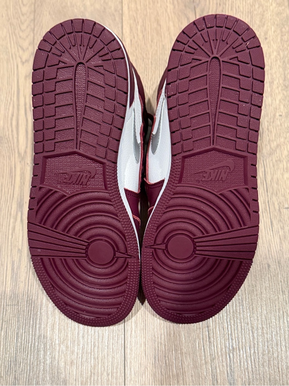 Nike Air Jordan 1 Retro High OG "Bordeaux"